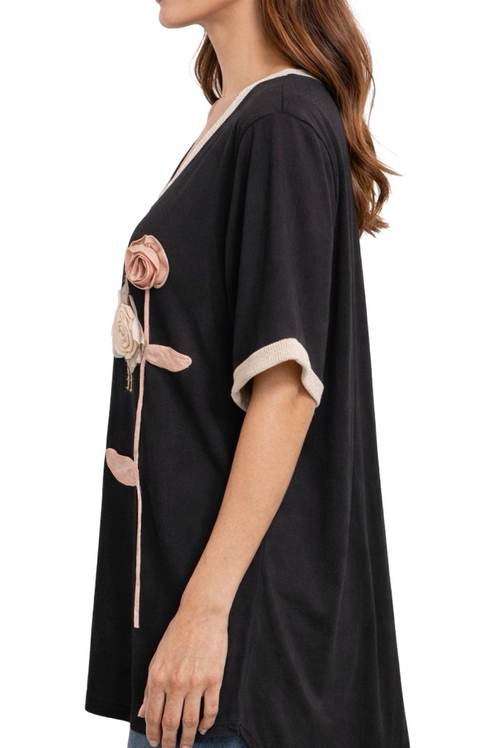 Maglia Scollo a V Dettaglio Fiore