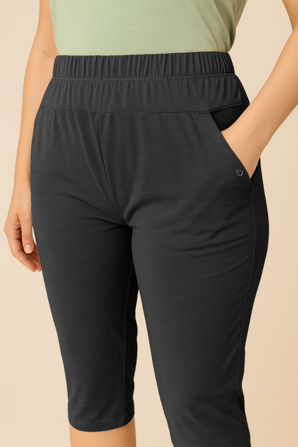 Pantaloni Capri Tinta Unita