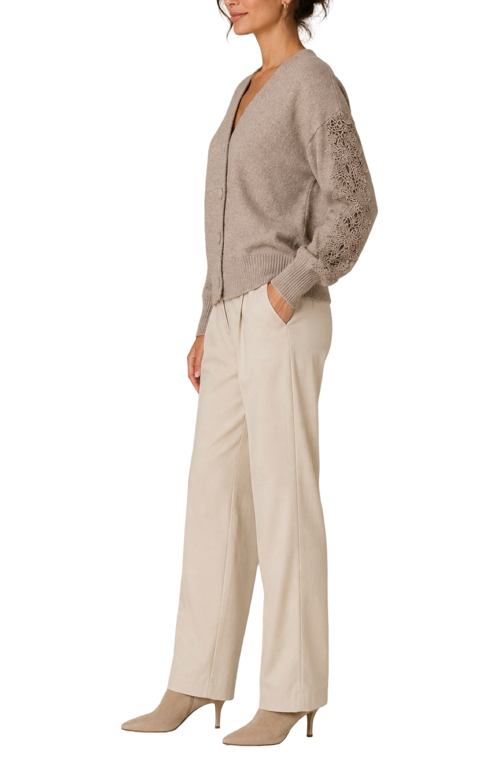 Cardigan Chic Maniche in Pizzo