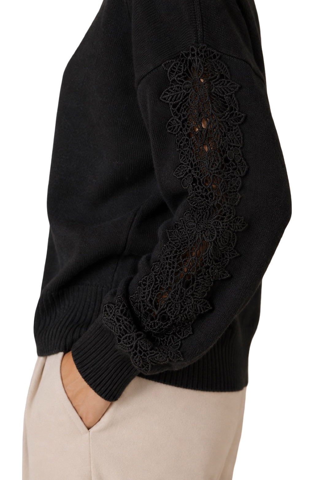 Cardigan Chic Maniche in Pizzo